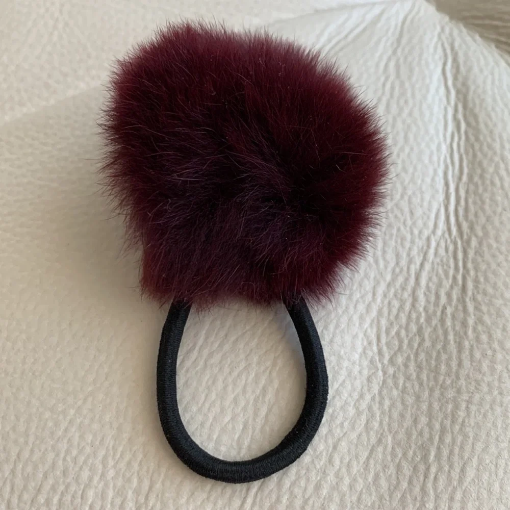 Fur Pom Pom hair tie